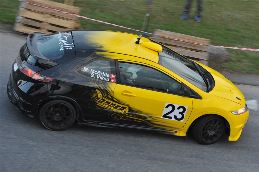 Det er i denne Honda Civic Type-R, at Michael Ted McBride/Simon Viksø deltager i det kommende DM-rally.
(Foto: Nykøbing F. MotorSport)